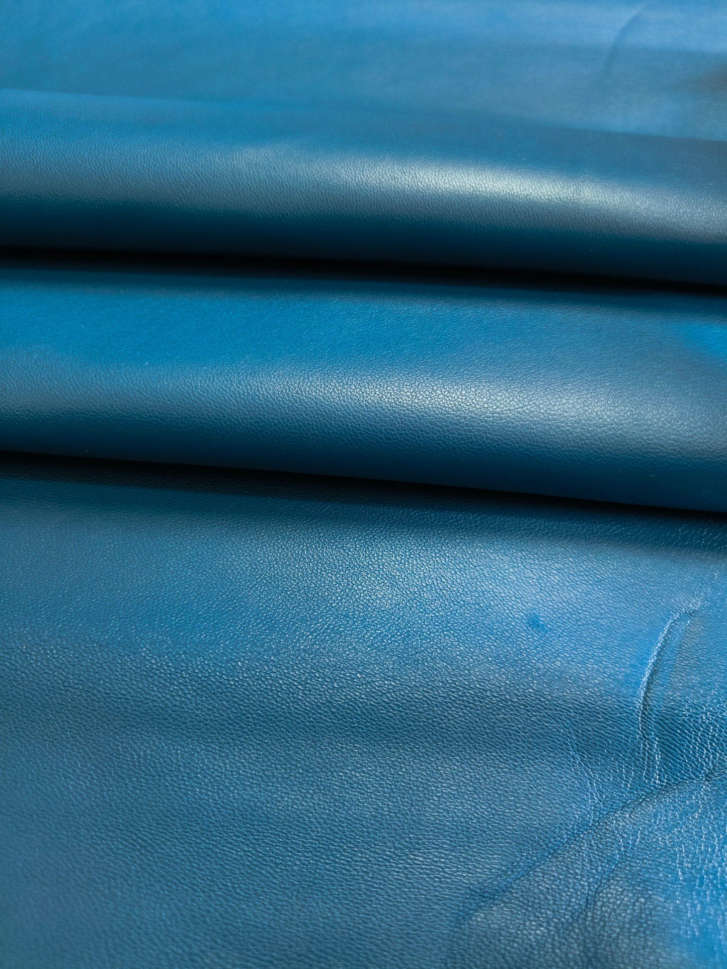 Sheep leather color Azure Blue, soft nappa lambskin genuine leather for crafts, thick. 1,0mm (2 1/2oz)