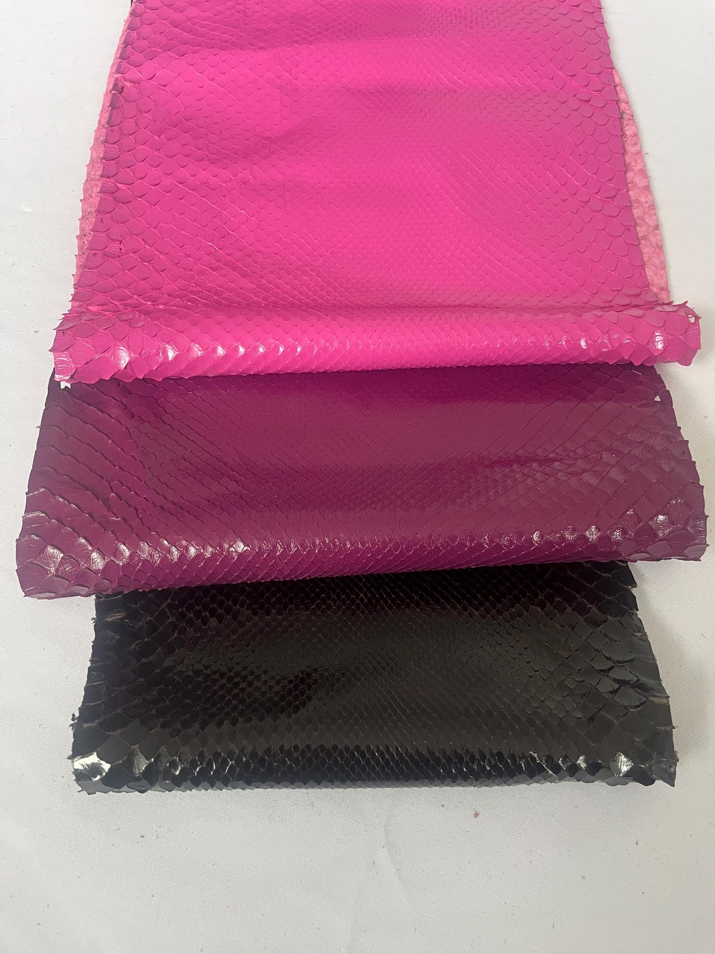 Genuine python leather, real snake leather glossy finished, long and wide snakeskin of thick 0,7mm(2 oz)