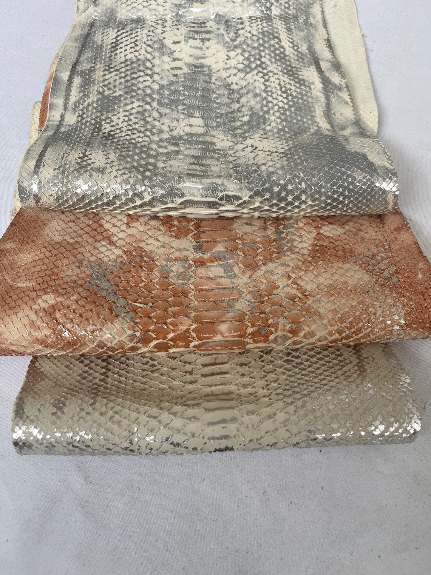 Genuine snake leather, real snakeskin hide with silver touches, long and wide exotic leather for crafts of thick 1,0 mm(2 1/2 oz)
