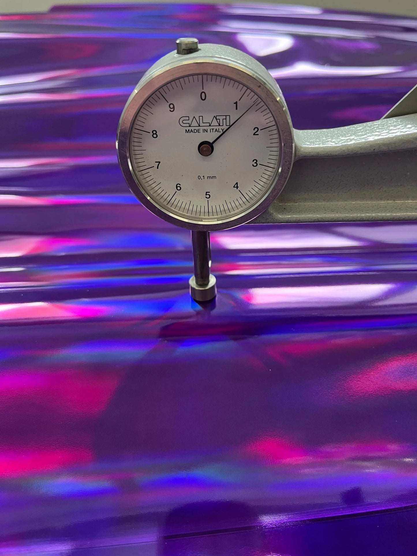 Cow patent iridescent leather, holographic rainbow cow leather glossy and metallic thick. 1,3mm (3 oz)