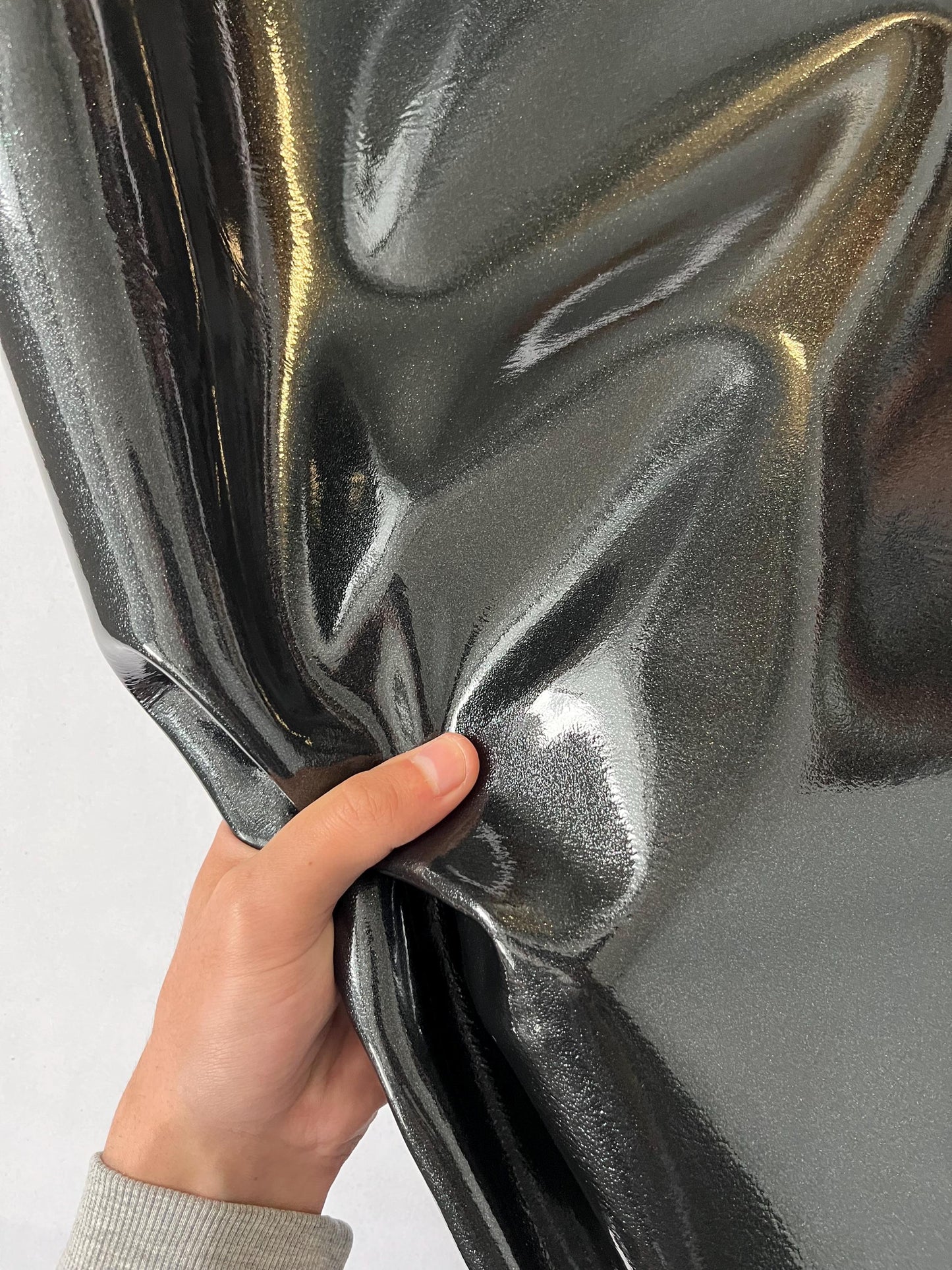 Sheep nappa leather, lambskin metallic iridescent patent leather for crafts thick 1,0mm (2,5 oz)
