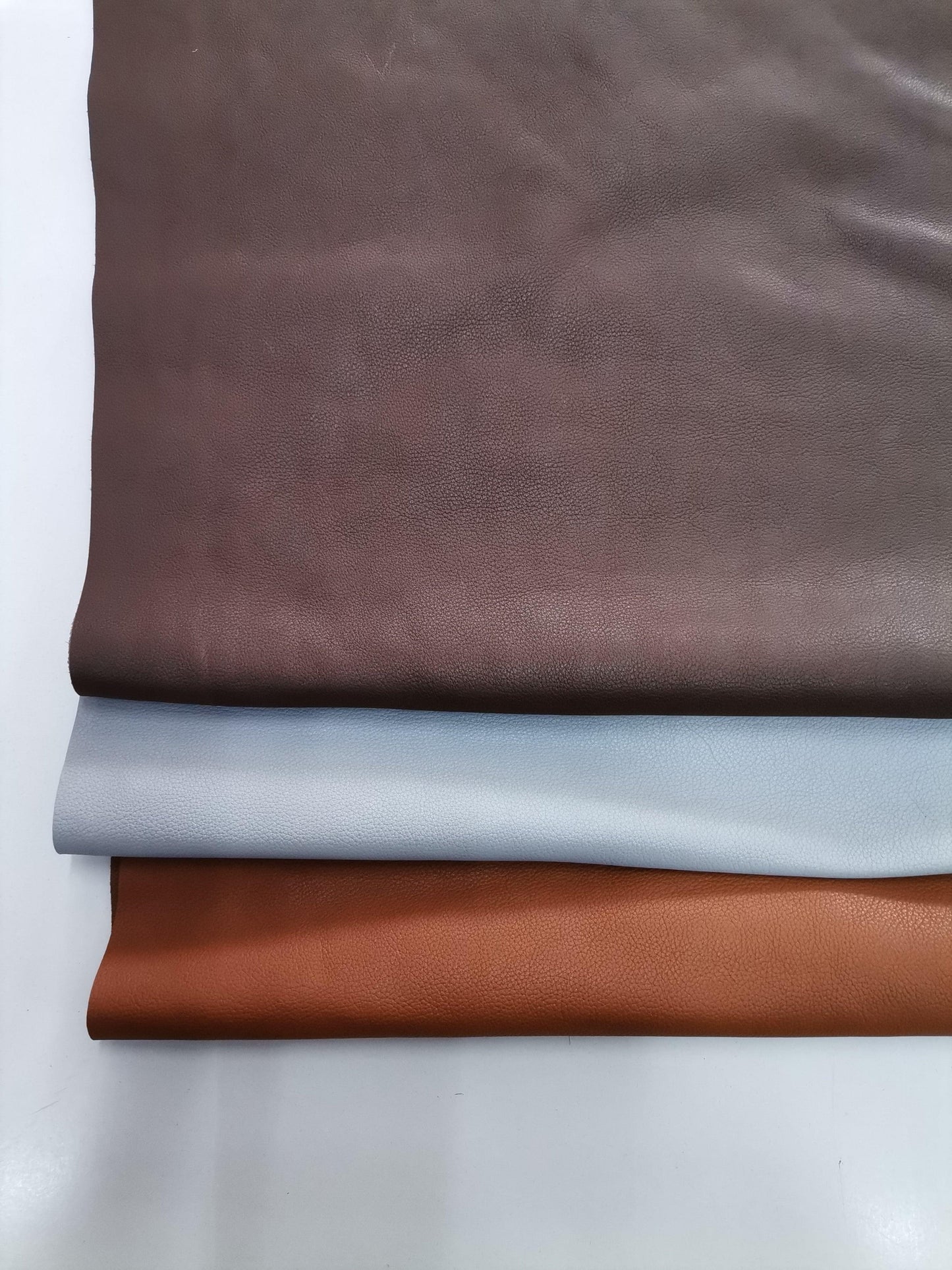 Cow natural milled leather