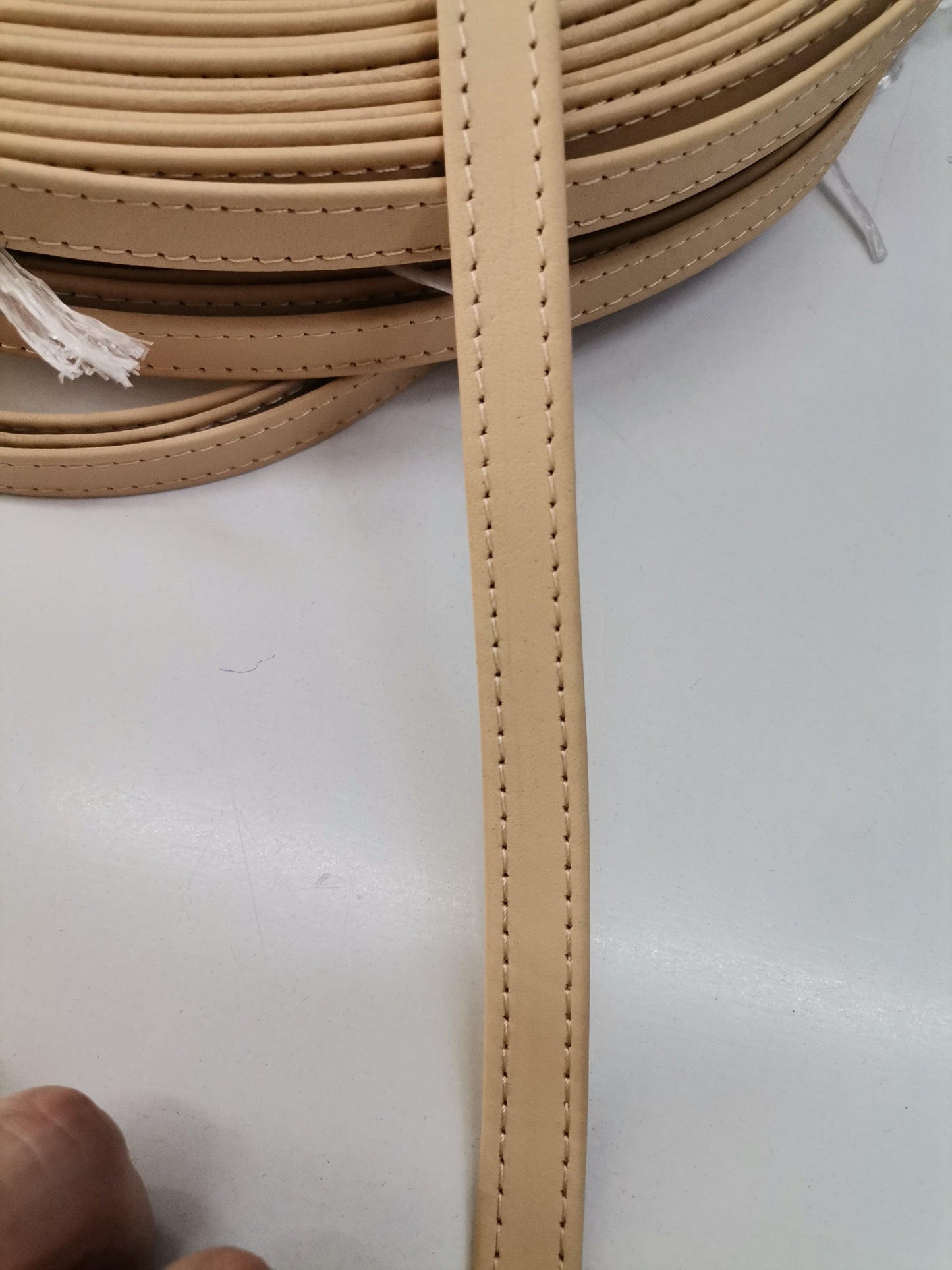 Leather straps width 1,5cm, Genuine full grain stitched leather straps, thickness 2,2mm(5 oz), Leather strips, Straps for bags and DIY - Salvo Leather