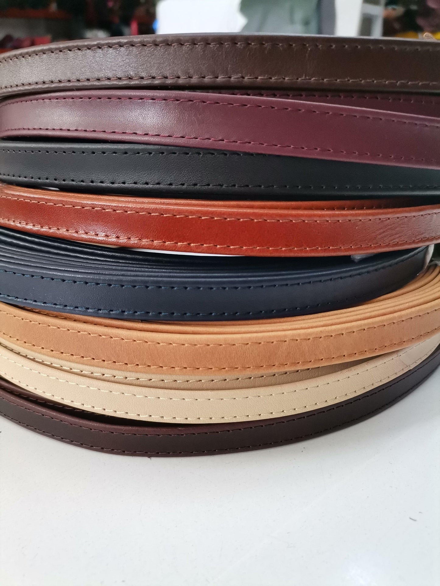 Leather straps width 1,5cm, Genuine full grain stitched leather straps, thickness 2,2mm(5 oz), Leather strips, Straps for bags and DIY - Salvo Leather