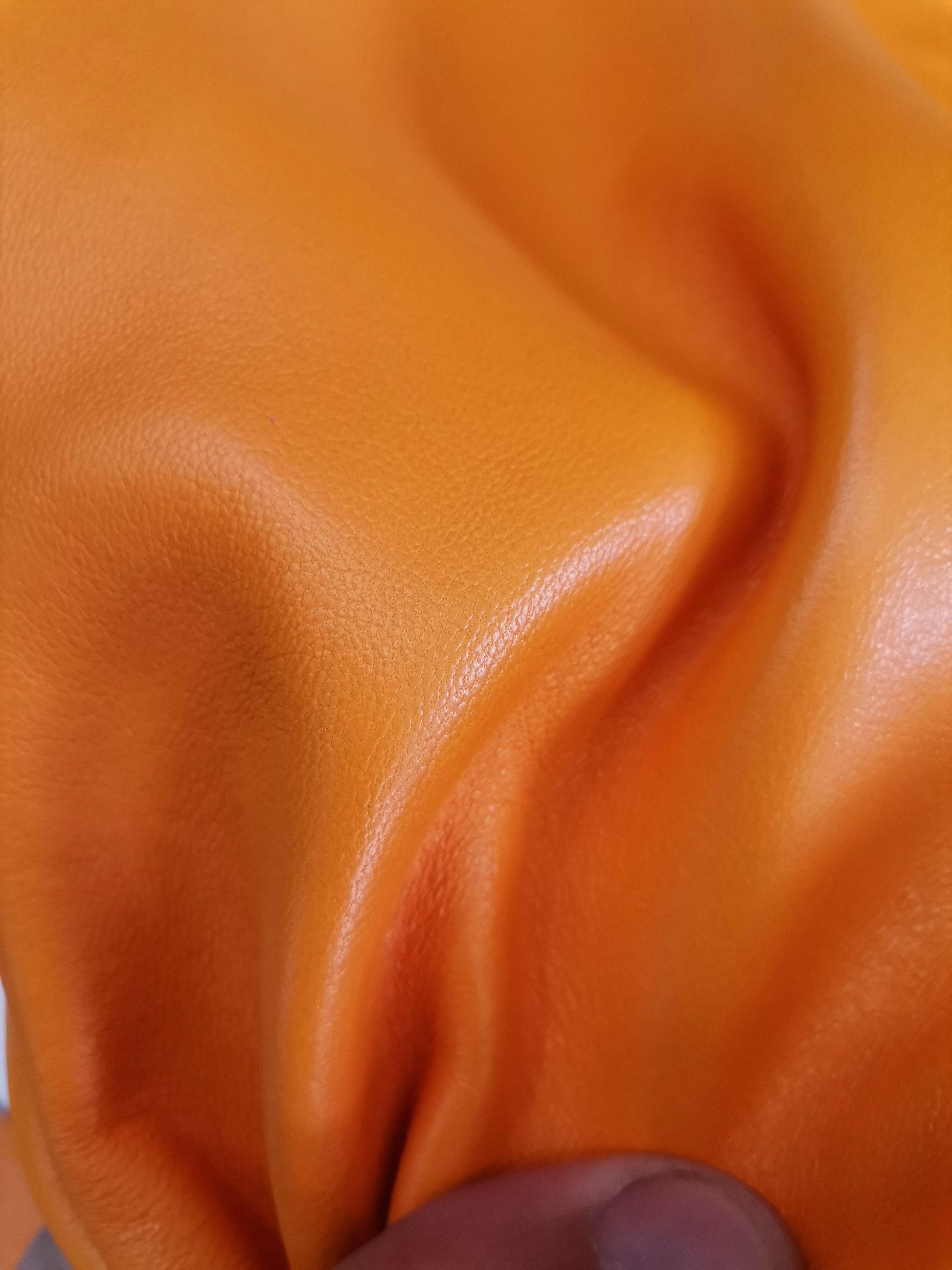 Sheep nappa soft leather, Genuine lambskin leather hide for crafts, various colors thick. 0,9mm (2 1/2oz) - Salvo Leather