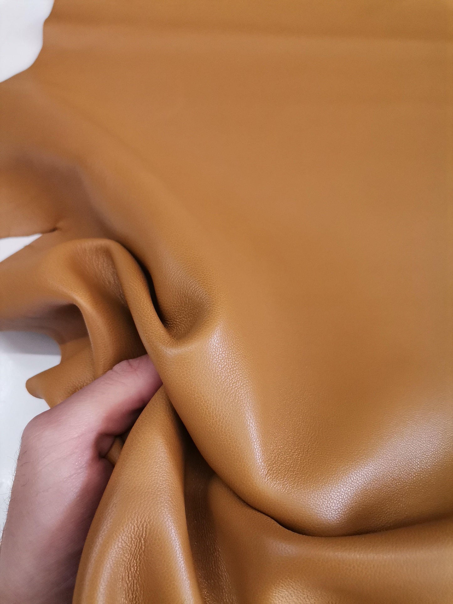 Sheep nappa soft leather, Genuine lambskin leather hide for crafts, various colors thick. 0,9mm (2 1/2oz) - Salvo Leather