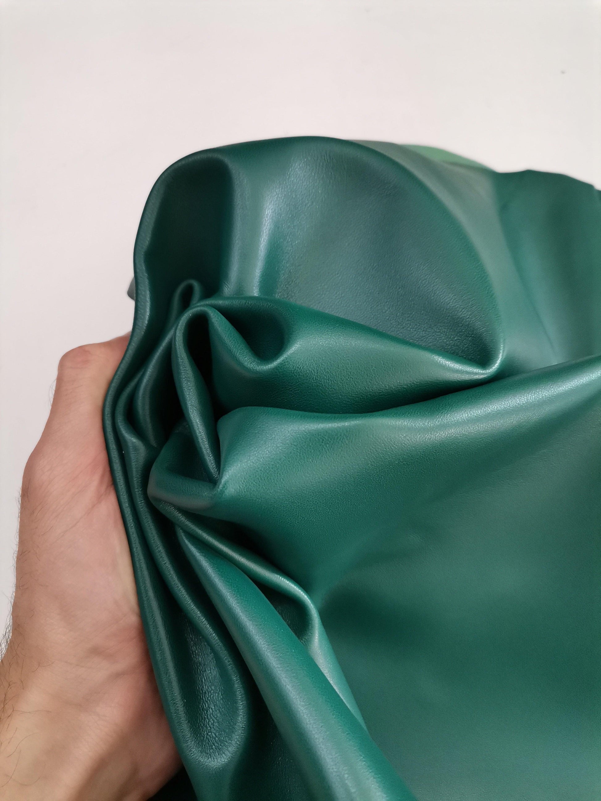 Sheep nappa genuine leather, soft lambskin leather hide for crafts col. forest green, thick. 0,9mm - Salvo Leather