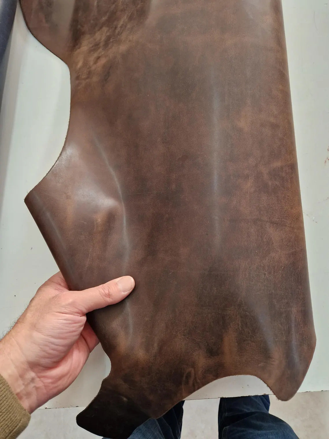 Cow leather waxy pull-up, Genuine leather for crafts, art. Crazy Horse, thickness 2,00mm (5 oz)