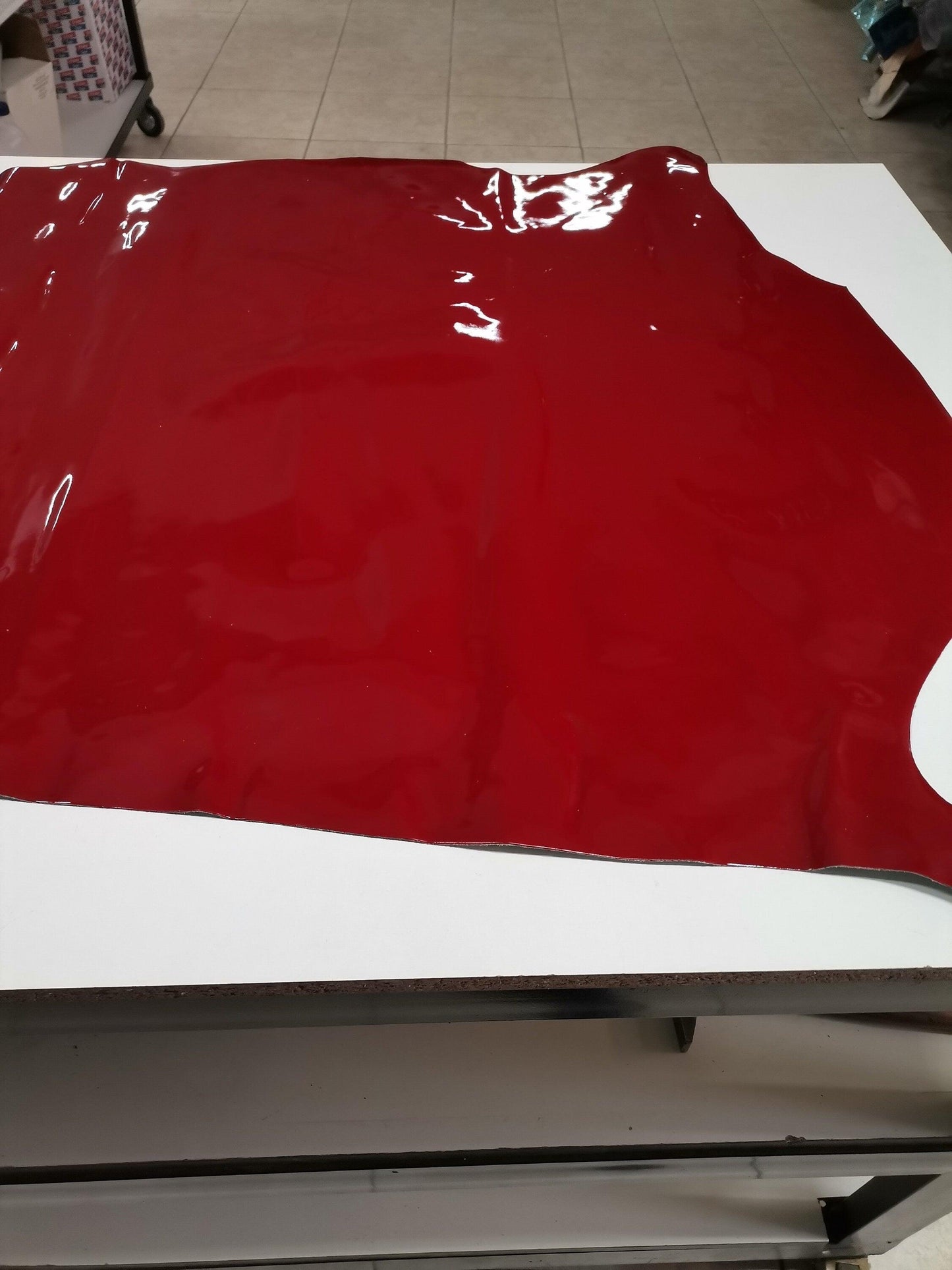 Cow patent soft and glossy leather sheets, Genuine soft cow patent leather 1,2mm - Salvo Leather