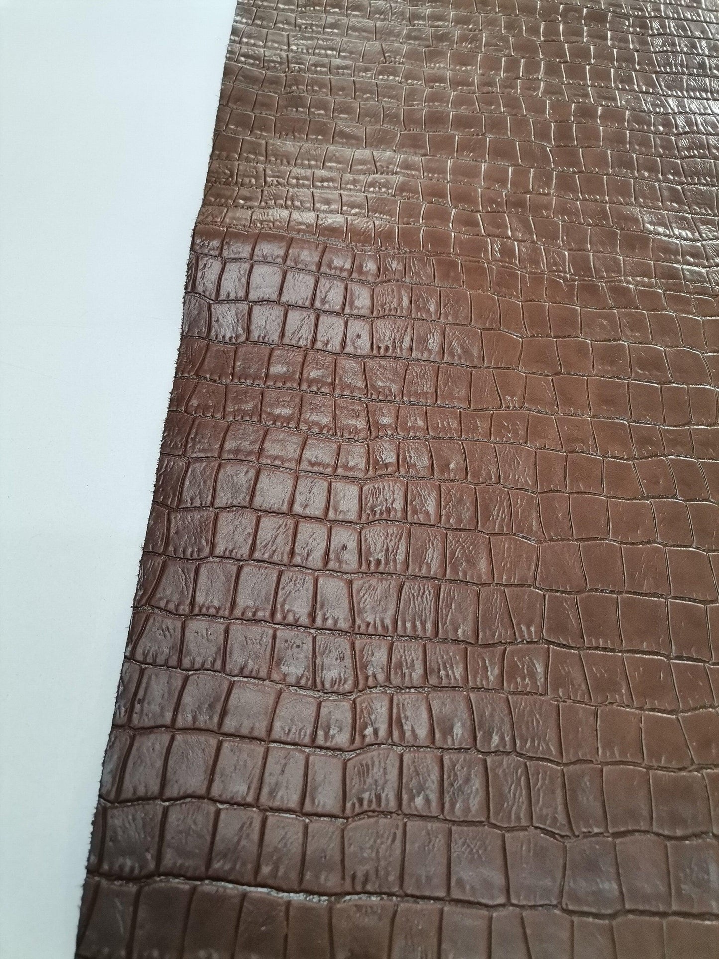 Cow leather printed crocodile effect, genuine cowhide leather sheets alligator embossed, thickness 1,2mm(3 oz) - Salvo Leather