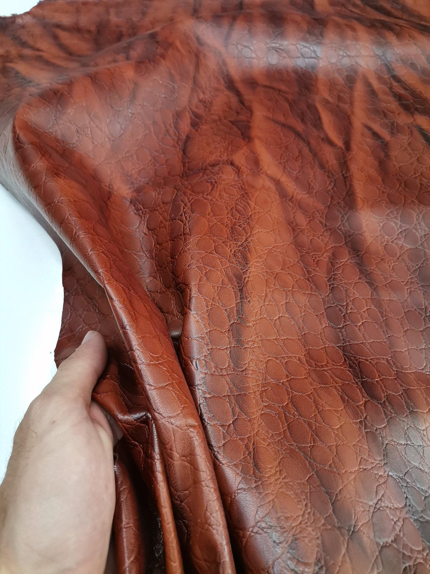 Goat skin printed leather, Genuine goat hide fashion emboosed leather for crafts thick 0,9mm(2 1/2 oz) - Salvo Leather