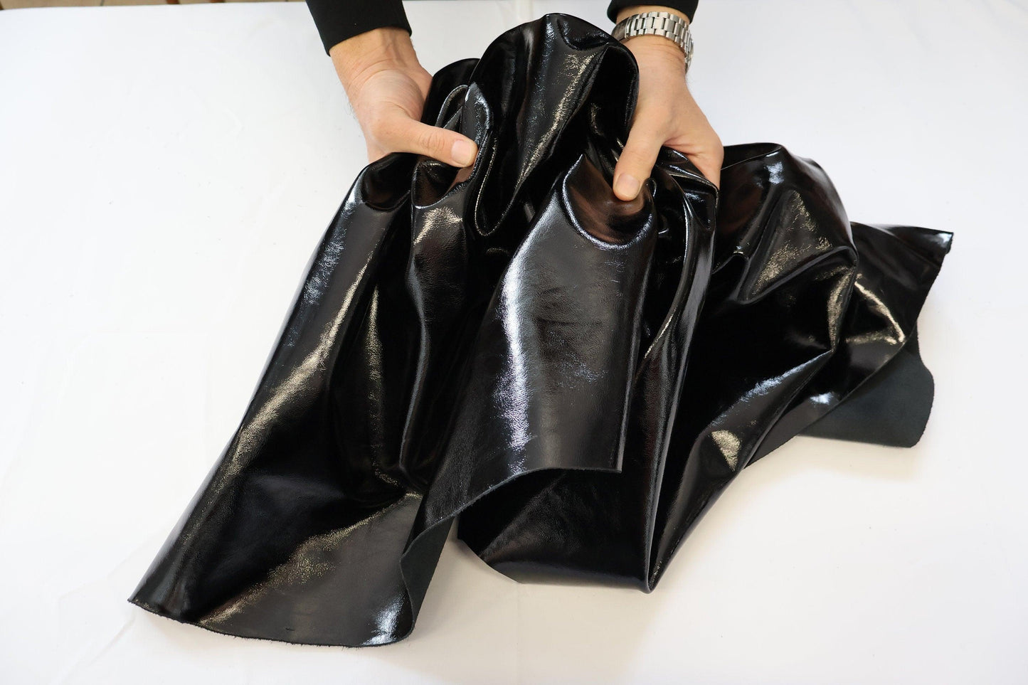 Cow Patent leather, Genuine cowhide soft and glossy leather, thickness 1,1-1,3mm(3 oz) - Salvo Leather