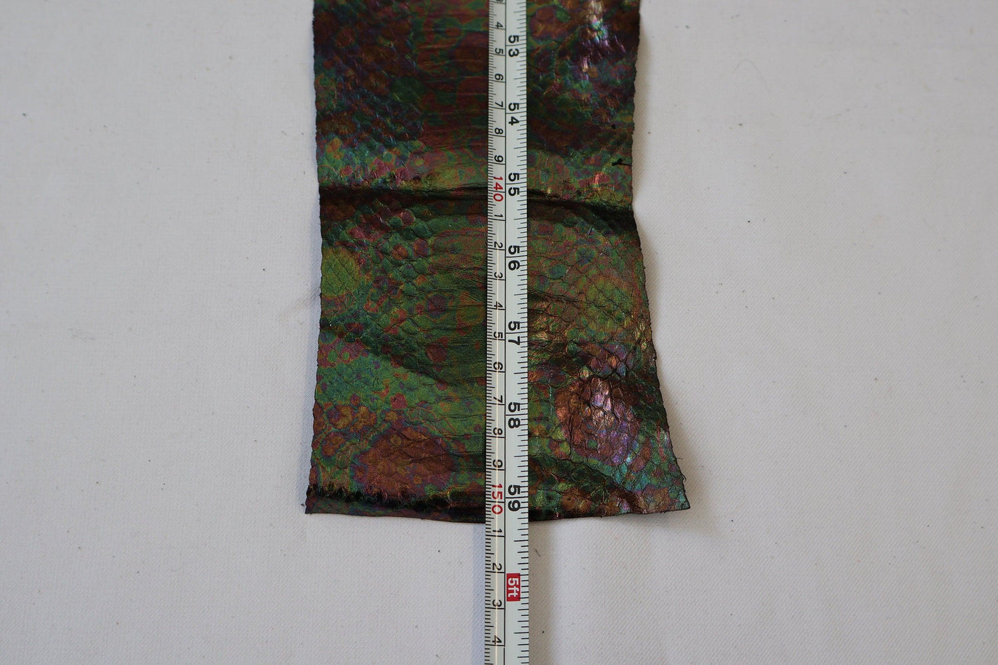 Genuine snakeskins. Real snake leather hide, thin and glossy, thickness 0,4-0,5mm (1 oz) - Salvo Leather