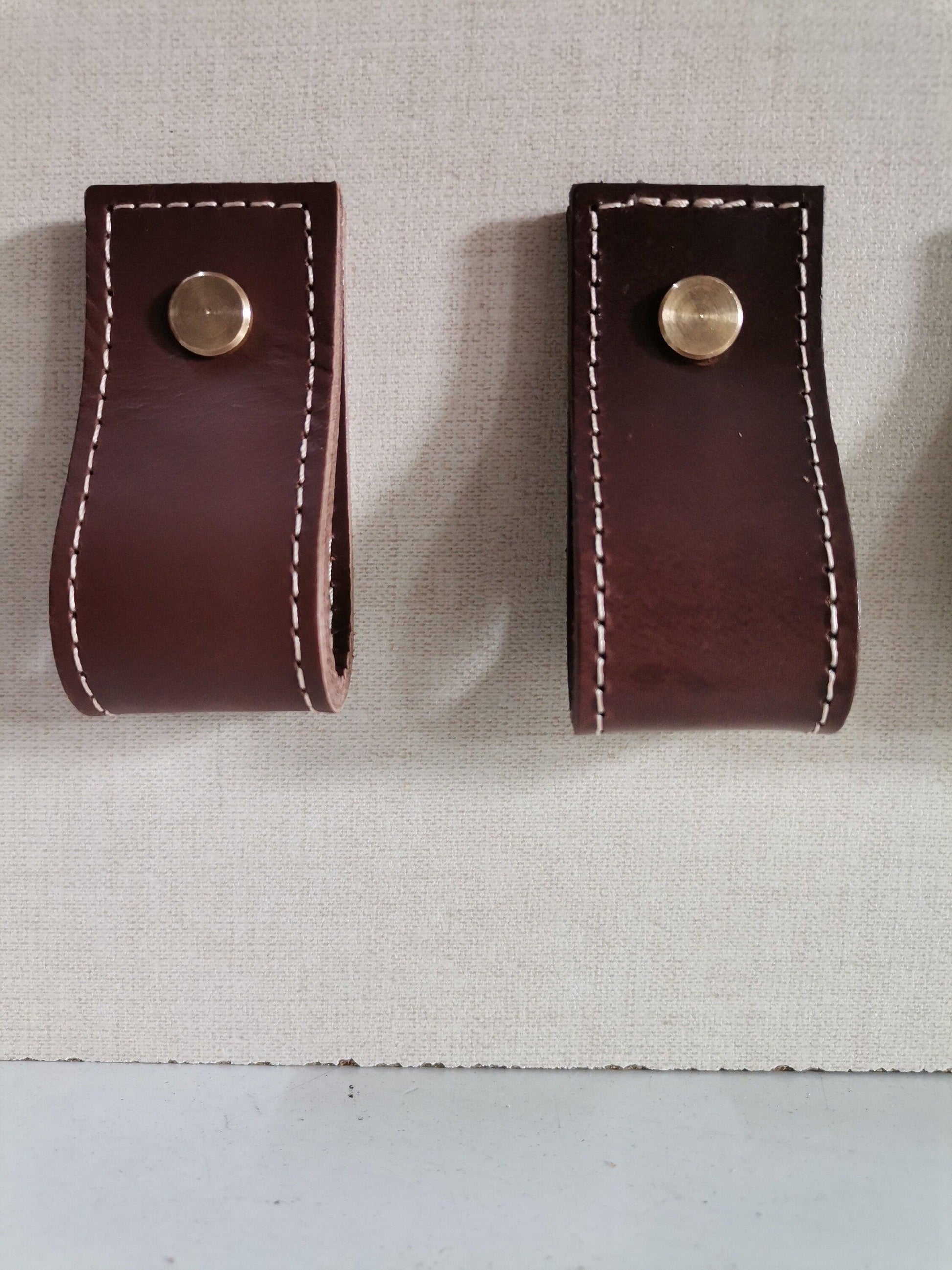 Leather drawer pulls, furniture leather knobs for cabinet doors, stitched and rectangle, width 3 cm (1" 3/16 inches) - Salvo Leather