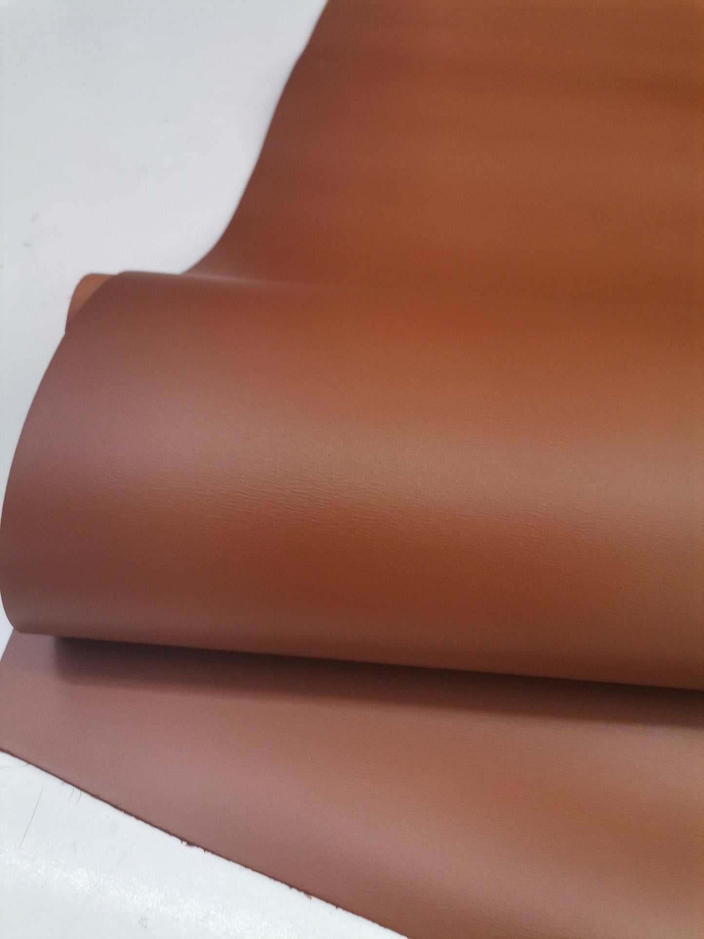 Cow saffiano leather, genuine cowhide leather for bags, thickness 1,5mm (4 oz) - Salvo Leather