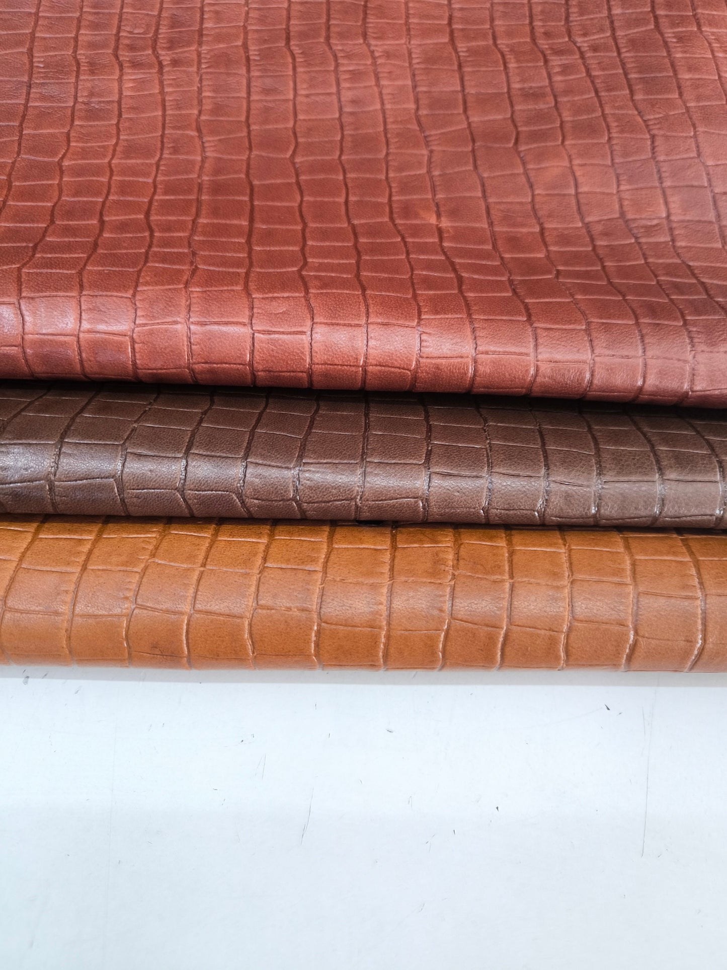 Sheep leather crocodile printed, genuine sheepskin leather sheets alligator embossed, thickness 1,1mm(3 oz)