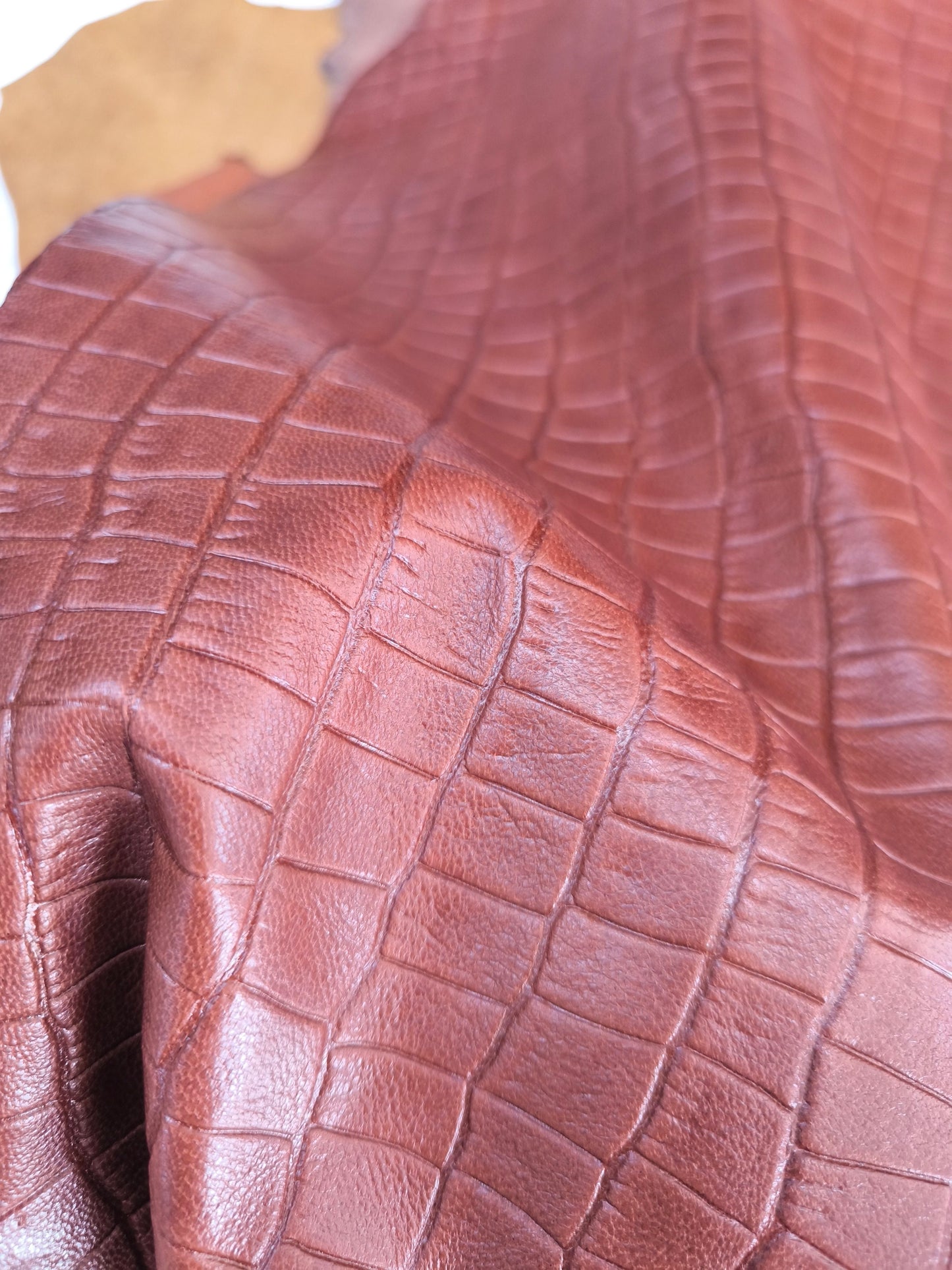 Sheep leather crocodile printed, genuine sheepskin leather sheets alligator embossed, thickness 1,1mm(3 oz)