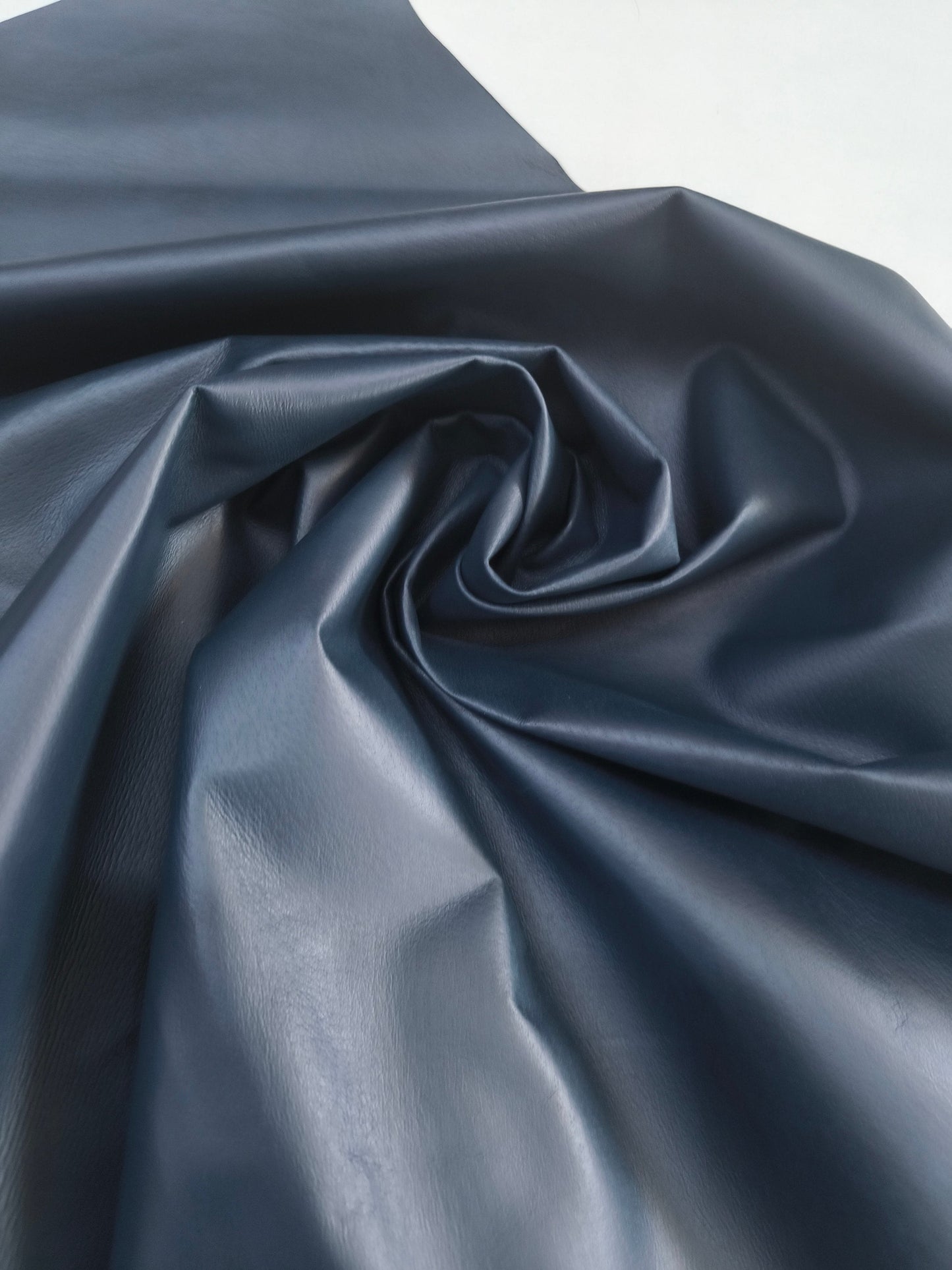 Pigskin Leather hide, pig leather sheets for lining, soft and thin genuine pig hide, thick 0,7mm (2 Oz)