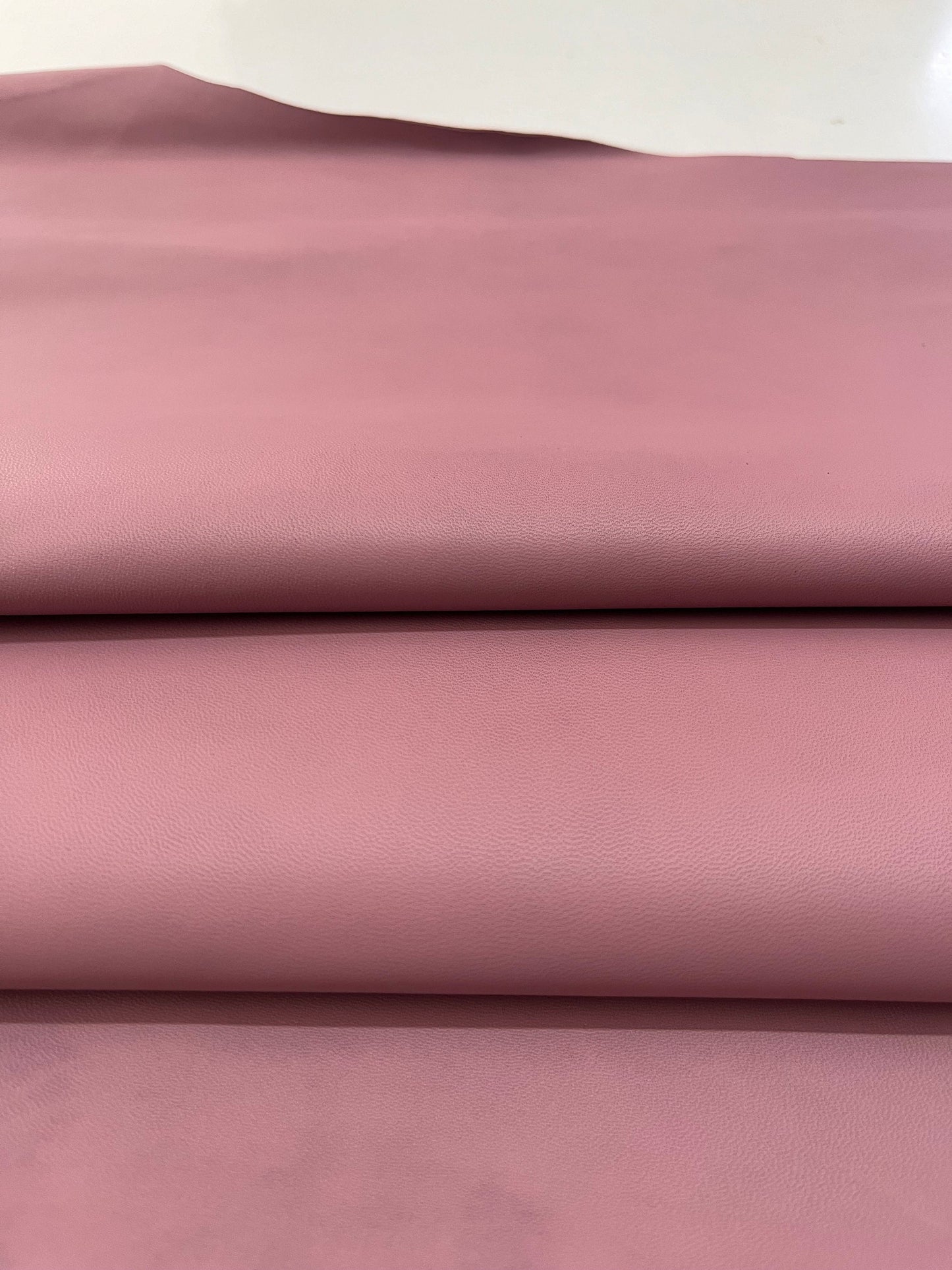 Sheep leather color lilac, lambskin nappa genuine leather for crafts, thick. 1,0mm (2 1/2oz)