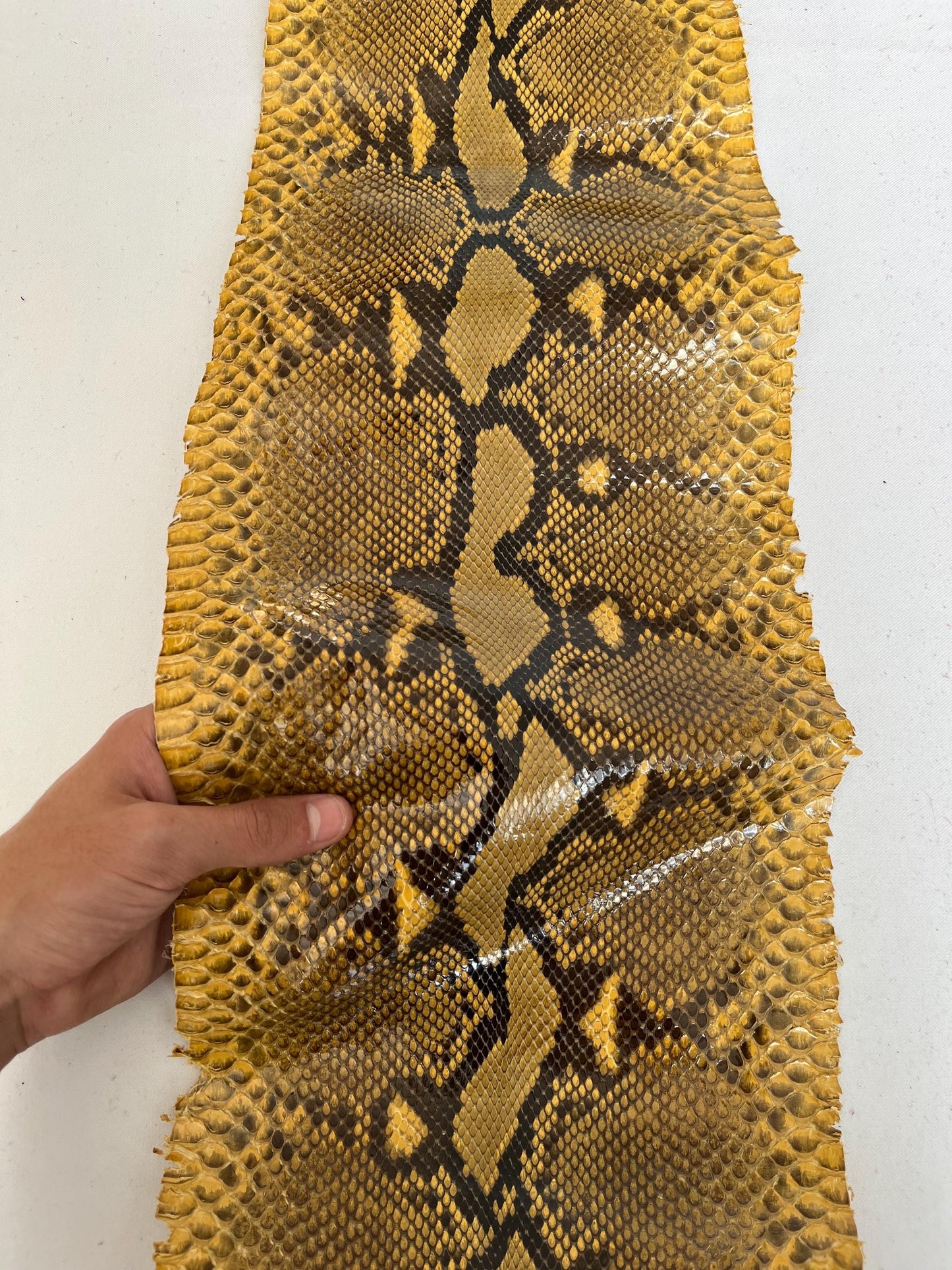 Real snake leather, genuine snakeskin hides, long and wide python leather of thick 0,7mm(2 oz)