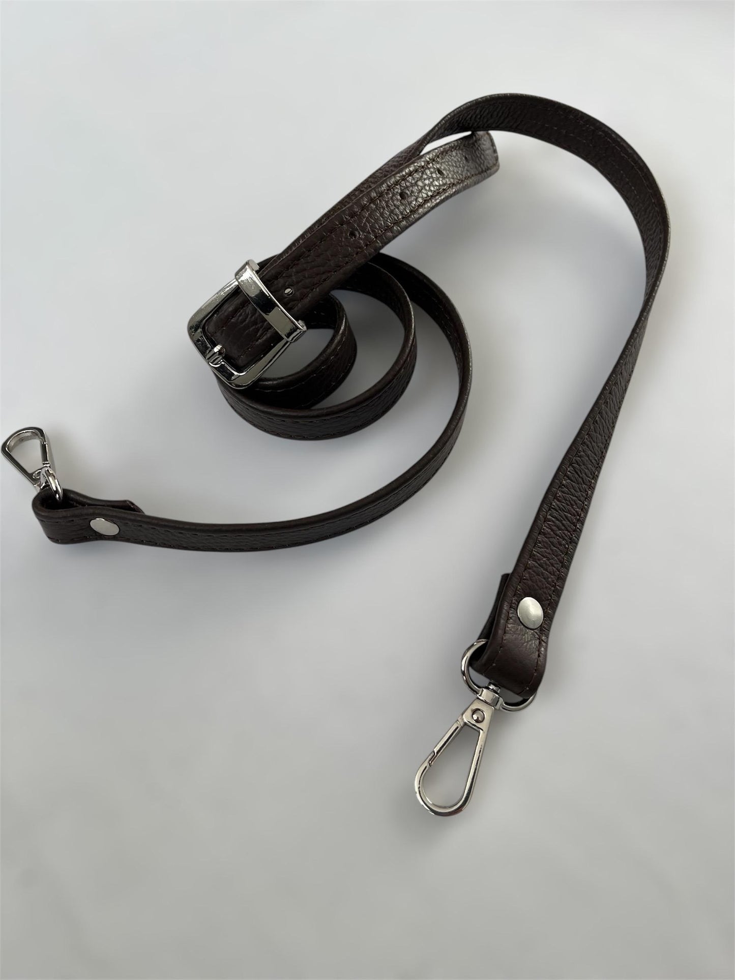 Replacement Leather bag Strap for Crossbody Bag, Adjustable 1,8cm(0,7") Purse Strap, Shoulder Leather Handles for Bags with a buckle.