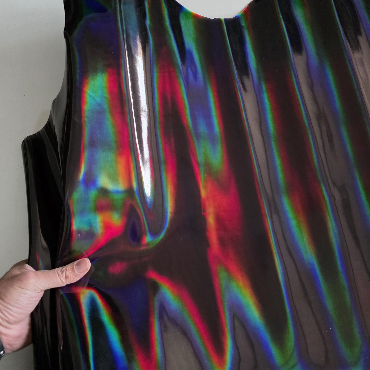 Color Black Iridescent Cow Patent Leather: Holographic Rainbow Glossy Metallic (1.2mm 3 oz)