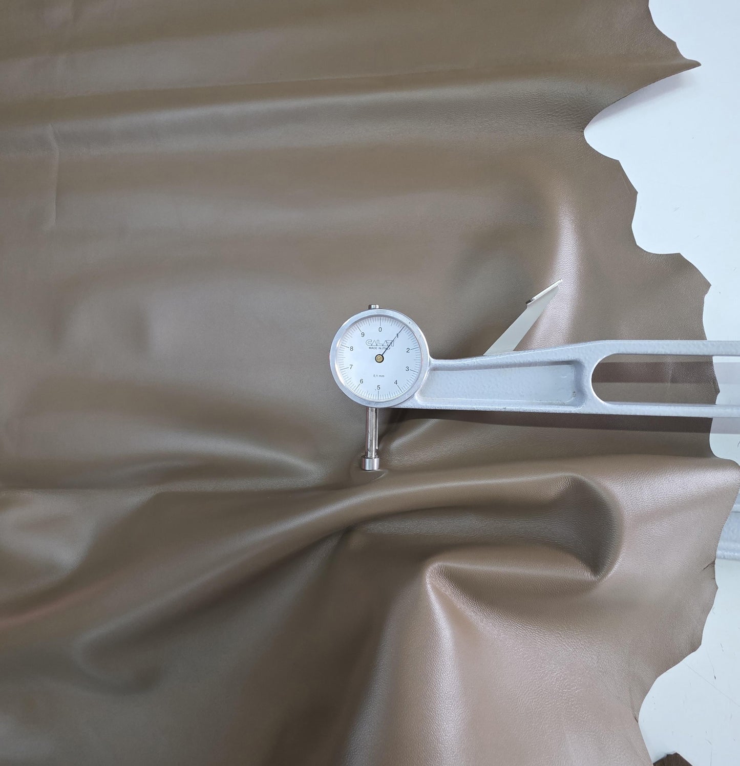Color Taupe sheepskin hide: Soft Genuine Leather for Crafts