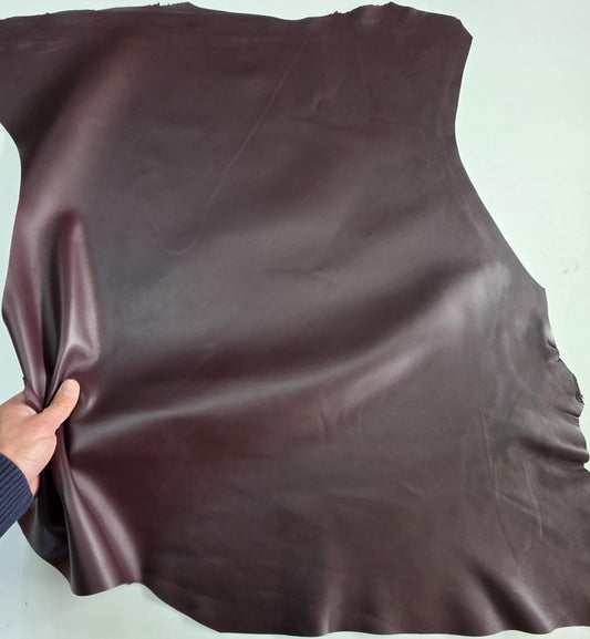 Burgundy Sheep Leather for crafts: Soft nappa sheepskin hide