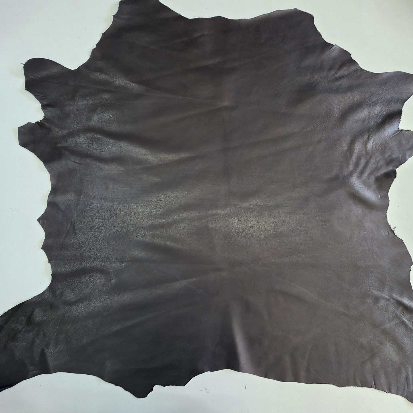 Black Milled Cow-Calf Leather: Soft Aniline Cowhide Skin (0.8mm 2 oz)