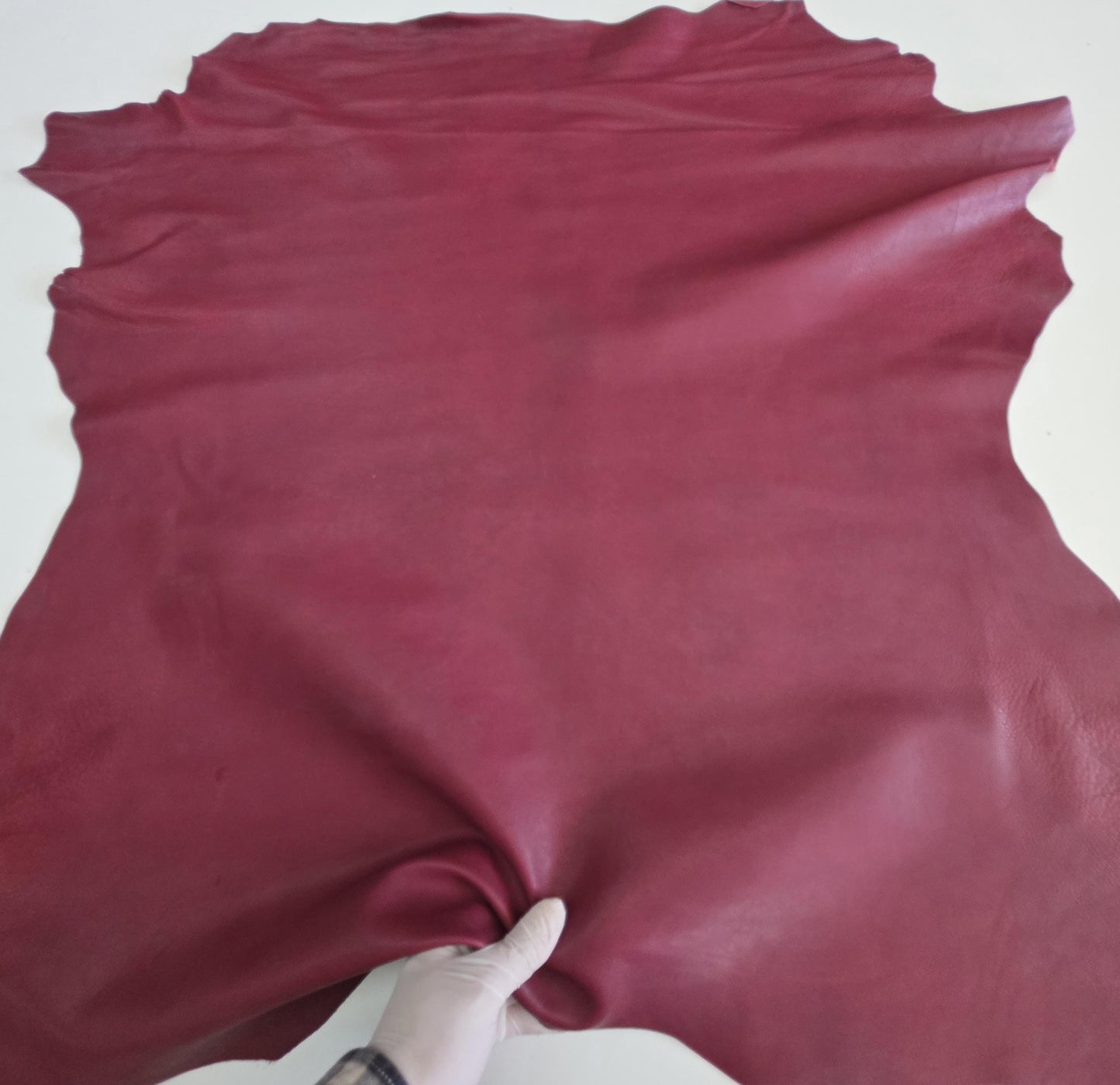 Natural milled Cow-Calf Leather for Crafts: Soft Cowhide Skin (1,2mm 3 oz)