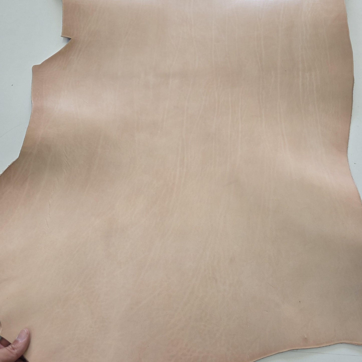 Full Vegetable Vacchetta Leather for Crafts: 2.2mm (5,5 oz)  Natural Cowhide Tooling leather