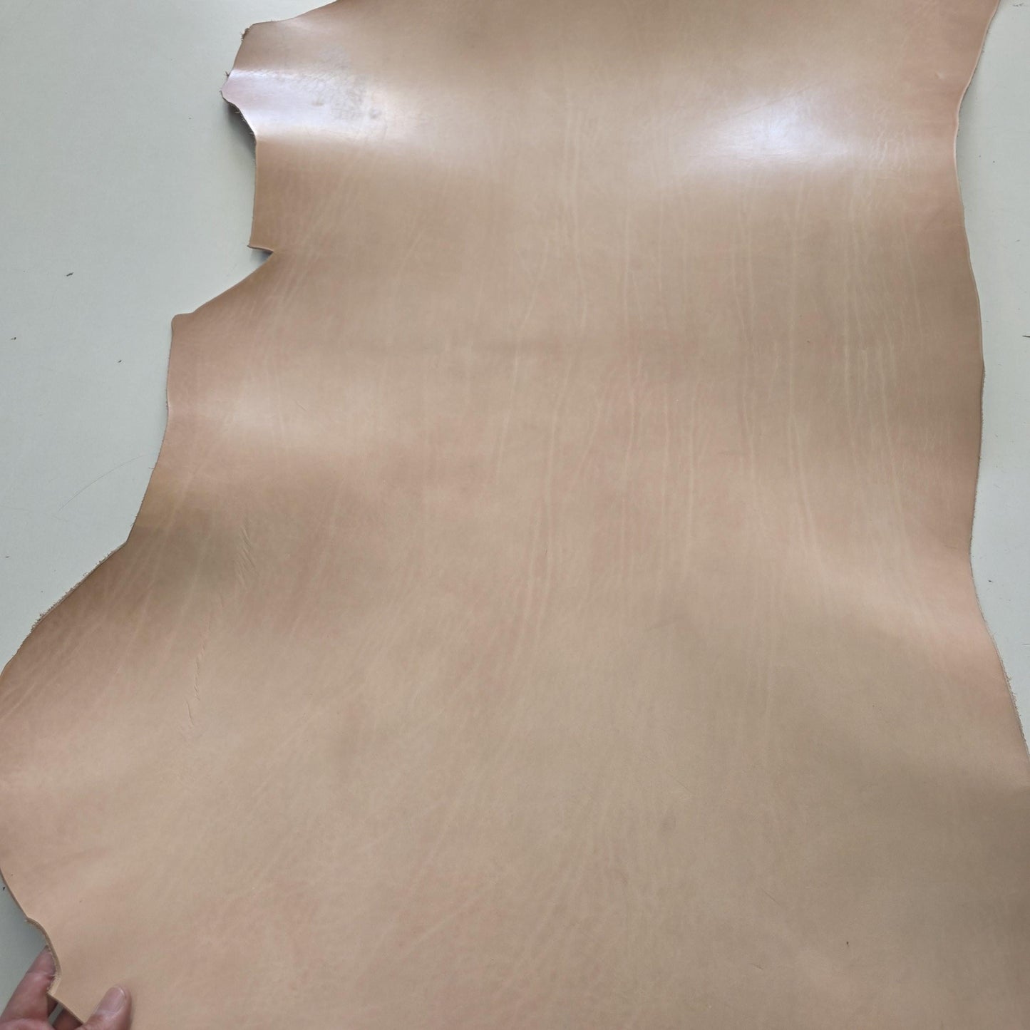 Full Vegetable Vacchetta Leather for Crafts: 2.2mm (5,5 oz)  Natural Cowhide Tooling leather