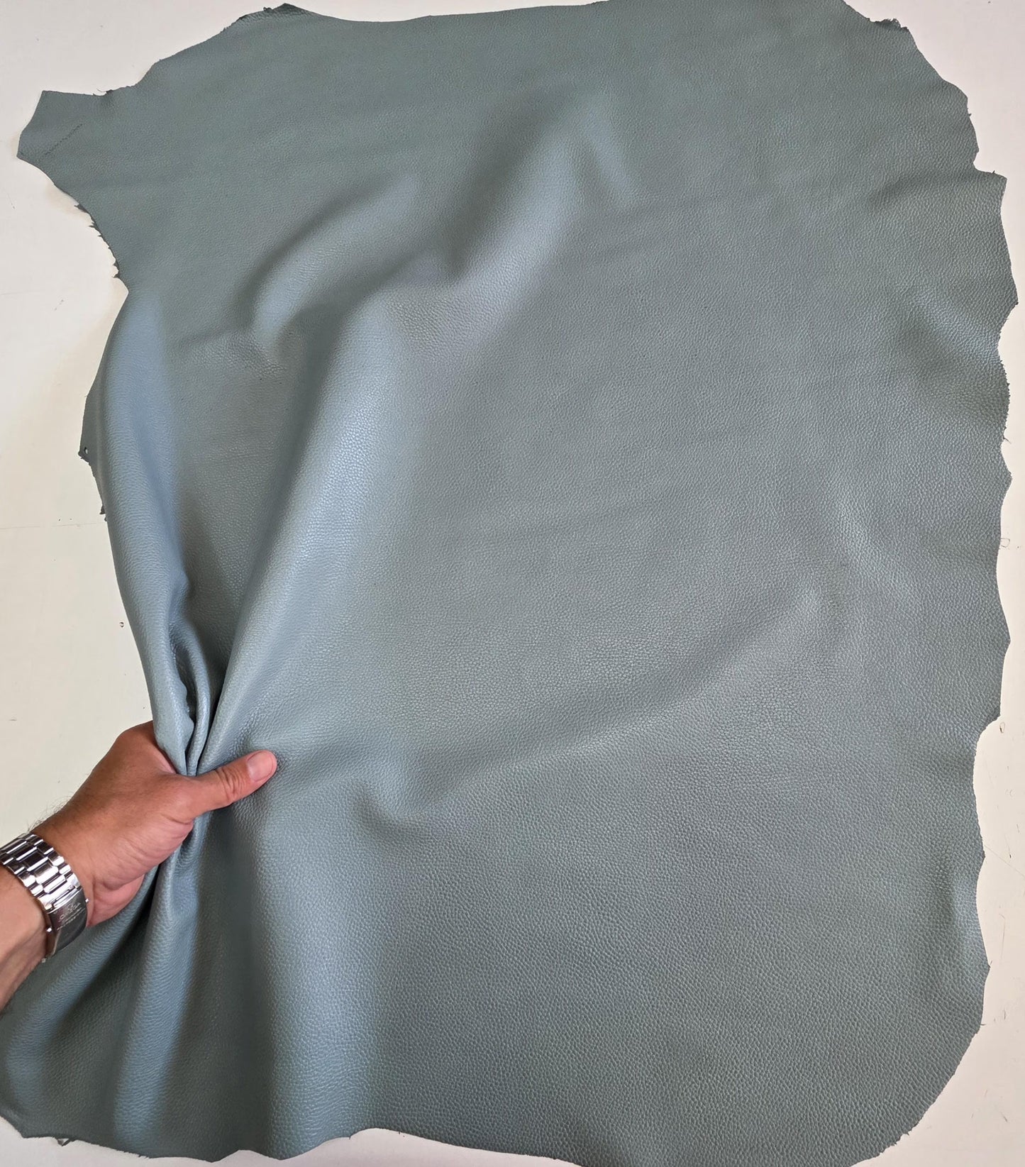 Sheep Leather for bags: Soft and Thick sheepskin hide for crafts, DIY