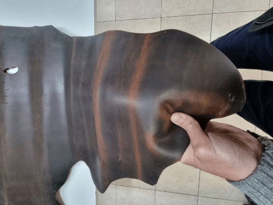 Cow oily pull up thick leather art. Crazy Horse, waxy full grain matte cow leather thick 2,00mm (5 oz) - Salvo Leather