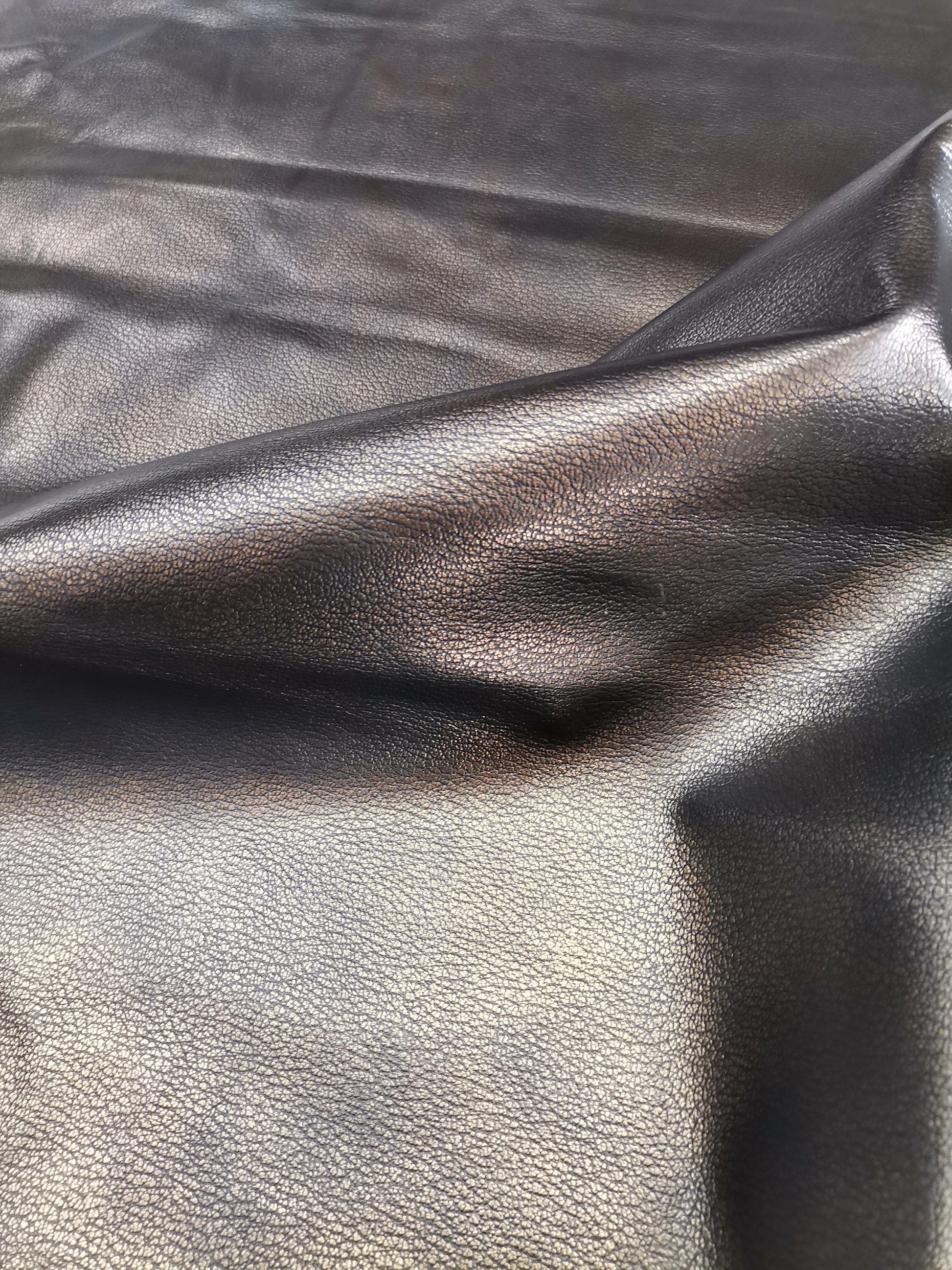 Sheep bubble embossed metallic leather sheets, Sheep printed large hides 1,0mm // 2,5oz - Salvo Leather