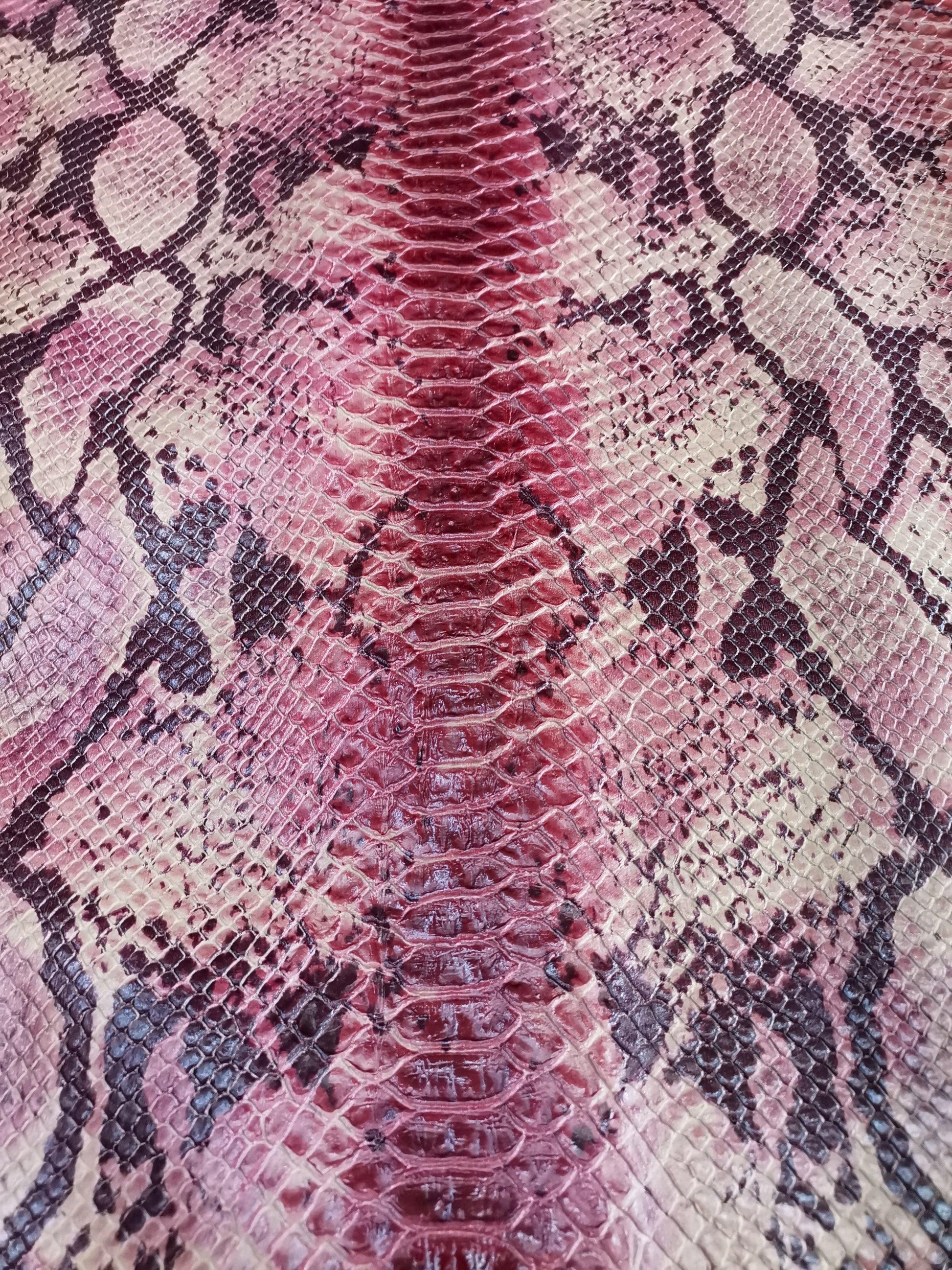 Cow splits snake printed geniune leather, Geniune thin cow leather python embossed thick 0,8mm ( 2 oz) - Salvo Leather