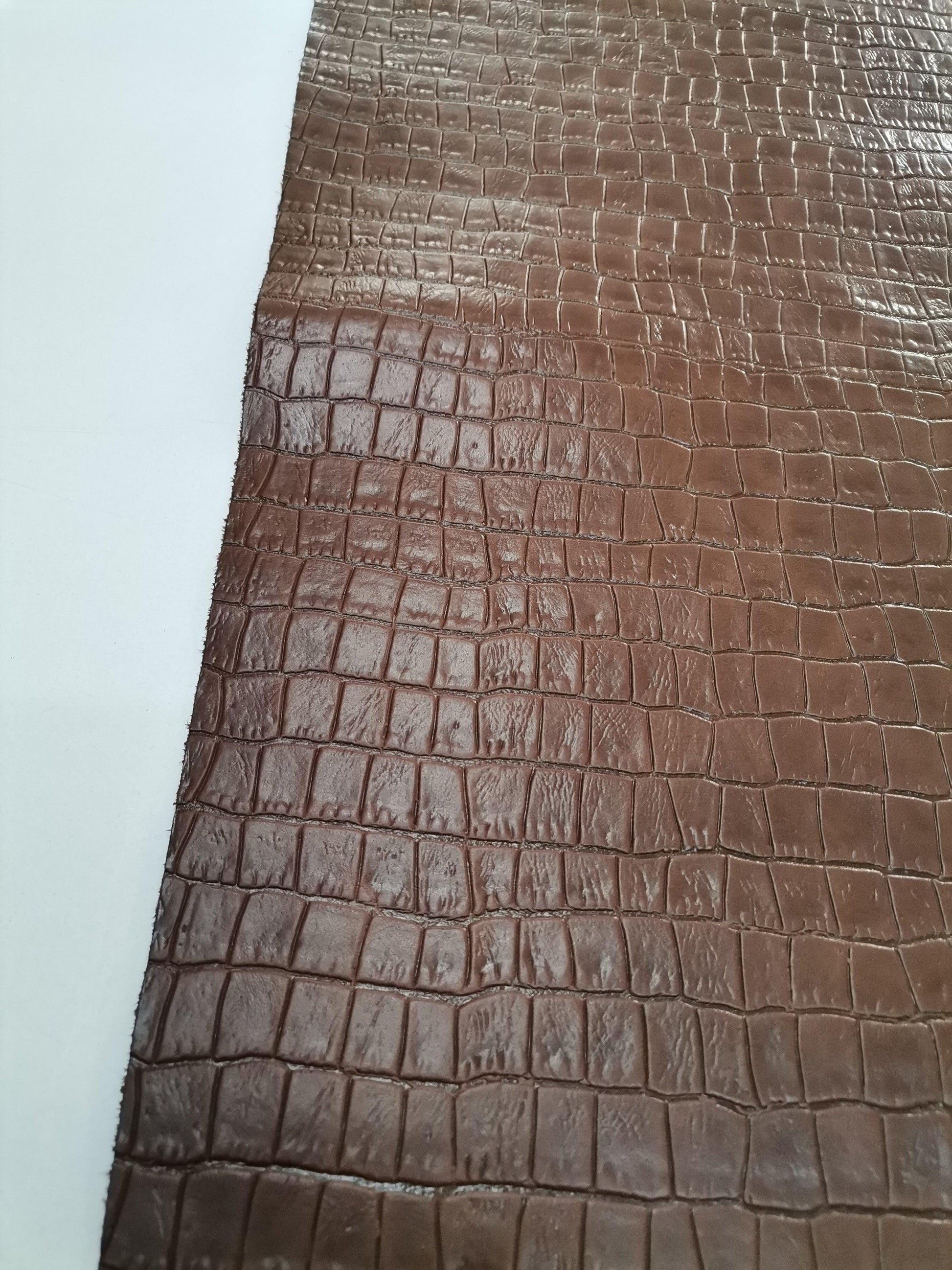 Cow leather embossed crocodile effect, genuine cow leather sheets printed crocodile, thickness 1,2mm(3 oz) - Salvo Leather