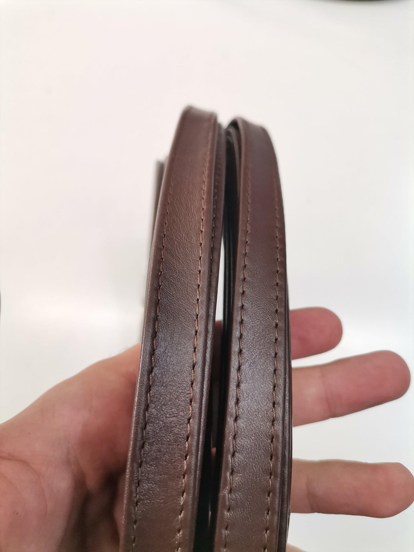 Leather straps width 1,5cm, Genuine full grain stitched leather straps, thickness 2,2mm(5 oz), Leather strips, Straps for bags and DIY - Salvo Leather