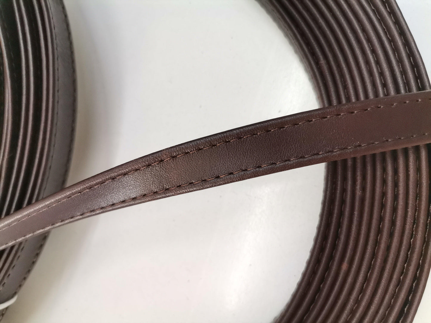 Leather straps width 1,5cm, Genuine full grain stitched leather straps, thickness 2,2mm(5 oz), Leather strips, Straps for bags and DIY - Salvo Leather