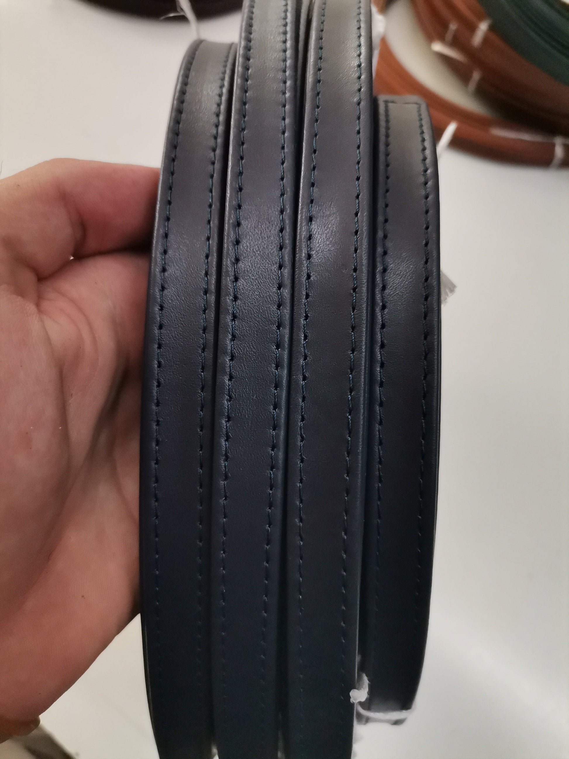 Leather straps width 1,5cm, Genuine full grain stitched leather straps, thickness 2,2mm(5 oz), Leather strips, Straps for bags and DIY - Salvo Leather